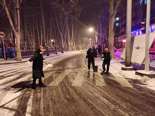 雪天里，洛陽(yáng)公交人抗擊疫情的最美風(fēng)景 